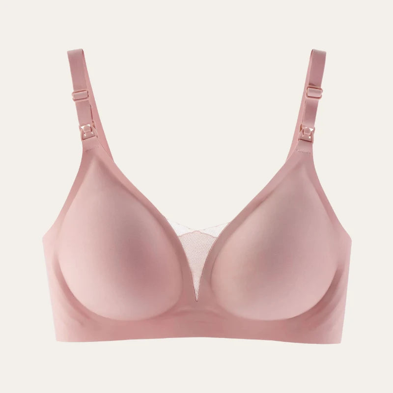Soutien para amamentar Serene rosé, com taças moldadas, recorte em tela e clips nas alças, em fundo neutro